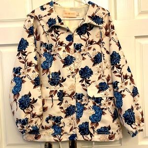 Tory Burch Women’s Hooded Wind Resistant Jacket, Size M. Cream with Blue Floral.